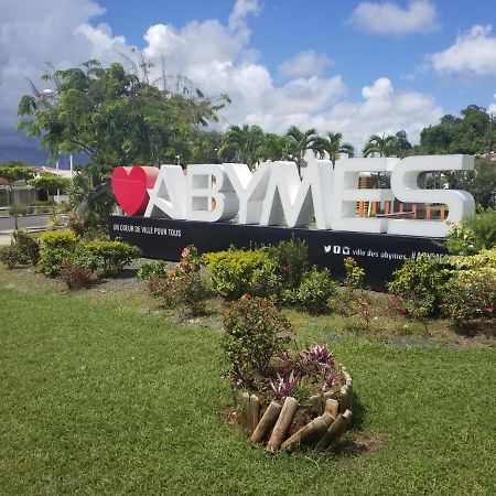 Appartement Centre Guadeloupe, Accessible Et Proche Лез-Абім Екстер'єр фото